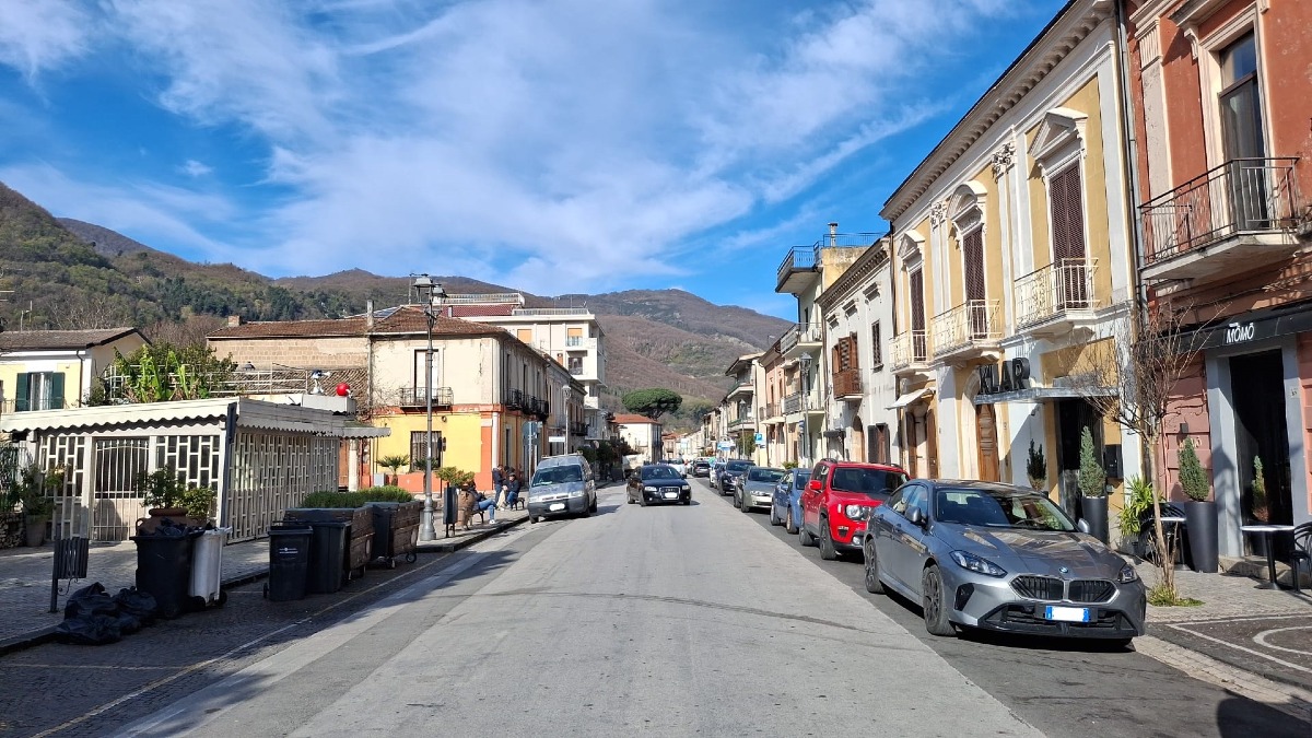 Voti come cambiali: a Cervinara la democrazia è sotto sequestro - 