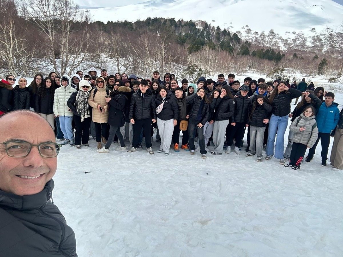 Istituto De Sanctis Cervinara  Gita in Sicilia Marzo 2026