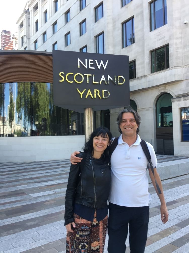 La Valigia di Cartone