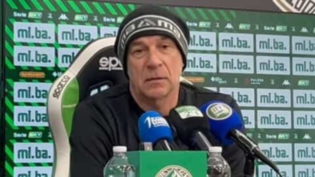 Palermo-Avellino: La sfida della verità. Ballardini suona la carica: «Serve l'atteggiamento giusto» - 