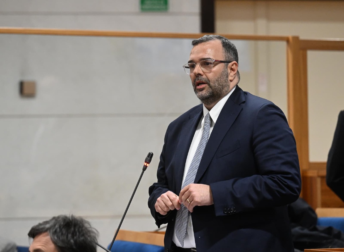 Valle Caudina: Mastella interroga la Regione sui ritardi della ferrovia - 