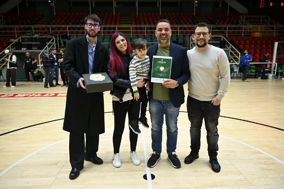 Oltre il Canestro: La Partita più Bella della Scandone è per il Piccolo Nicolò - 