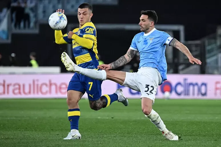 Parma-Napoli 1-1: Strefezza illude i crociati, McTominay salva Conte - 