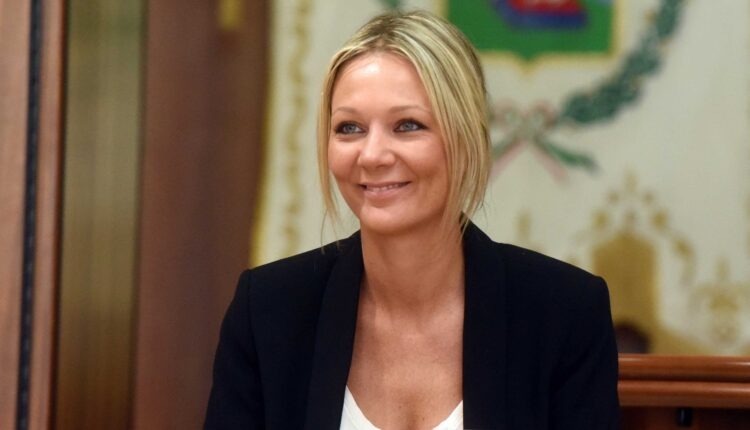 Laura Nargi candidata sindaco sfida il passato: la corsa per Avellino parte dal dialogo - 