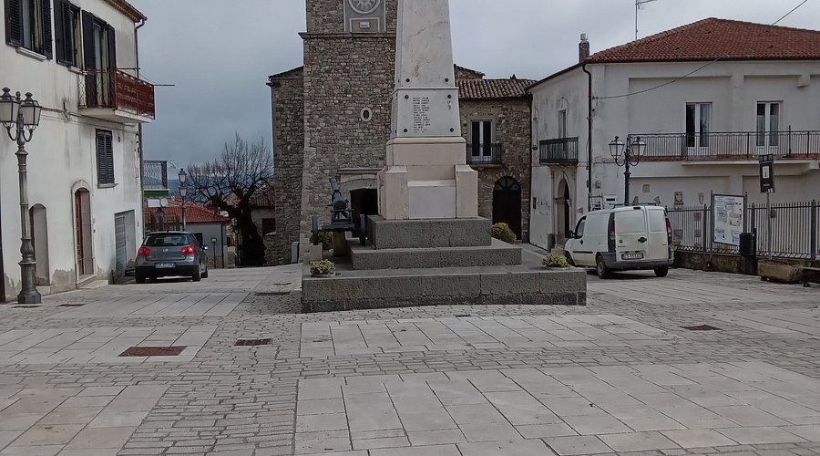 Sacrilegio a Trevico: rubato l'oro della Madonna nella Cattedrale - 