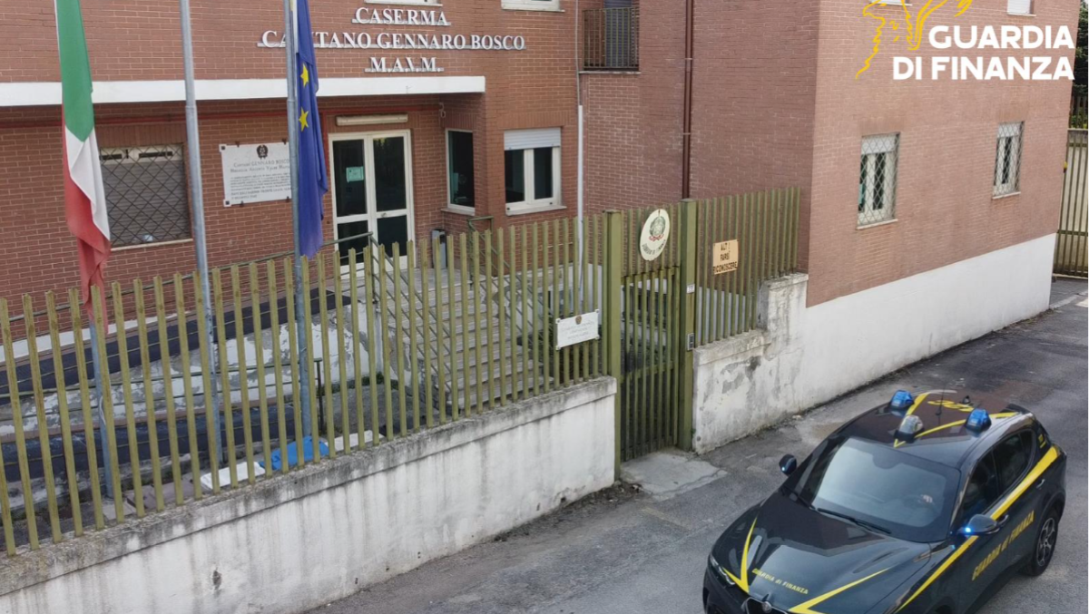 Castel Volturno, blitz nel beach club: scoperti diciannove lavoratori in nero - 