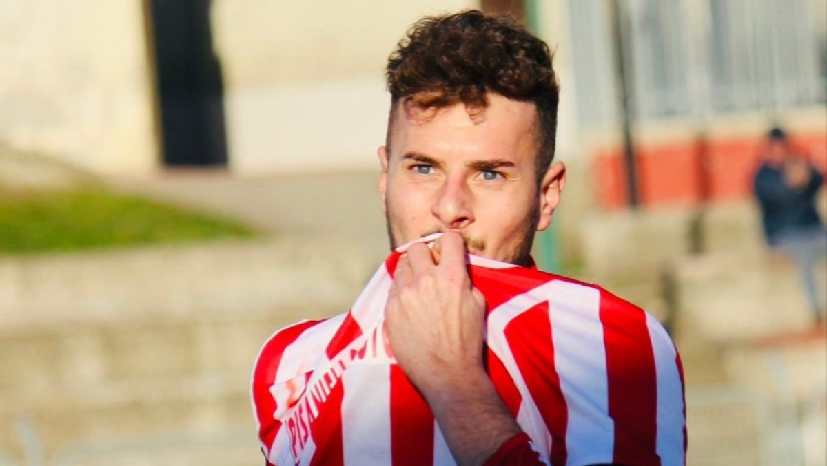 L'ultimo saluto al Capitano: il tributo di Mister Mario Lo Iaco a Orlando Cocozza - 