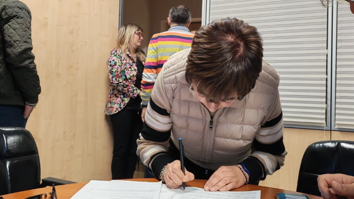 Free Cervinara: Anna Marro ha presentato in Comune la lista per le amministrative - 