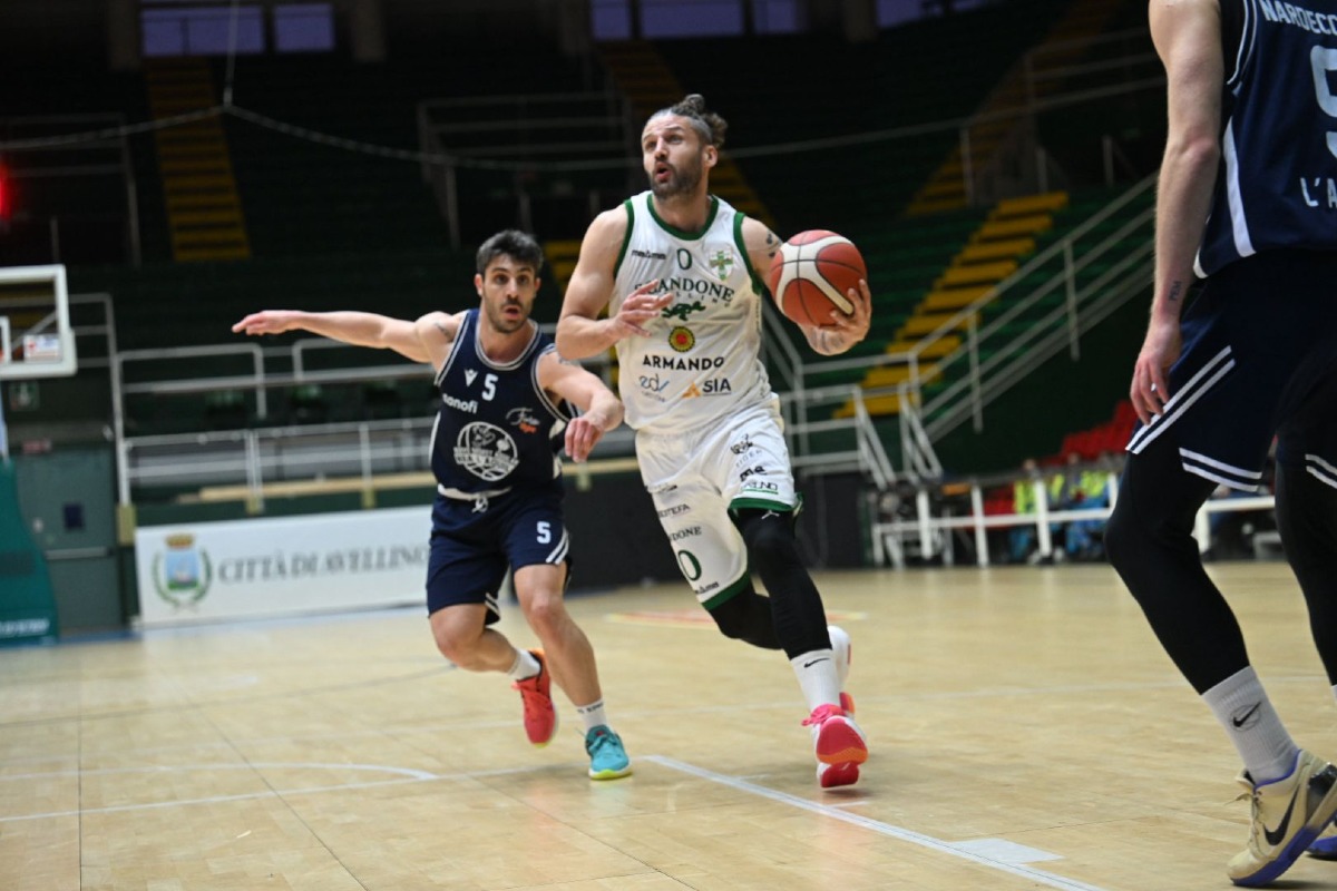 Scandone Avellino da brividi: Kmetic firma il successo sulla sirena - 