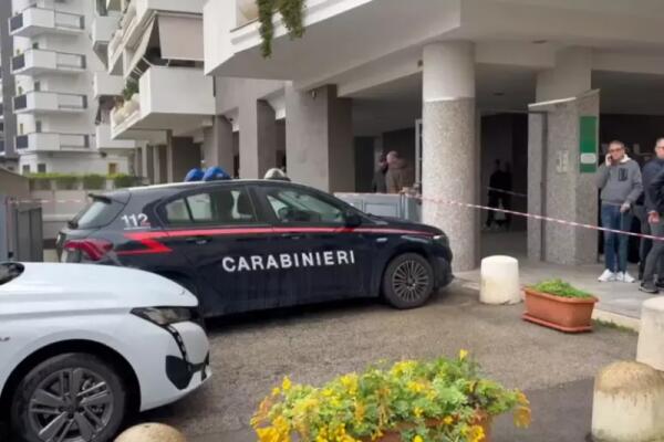 Lancia la moglie dal balcone e poi si uccide: dramma della separazione