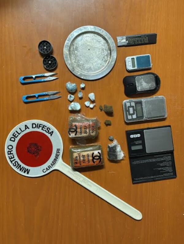 San Nicola Manfredi, colpo allo spaccio: arrestata 41enne dai Carabinieri