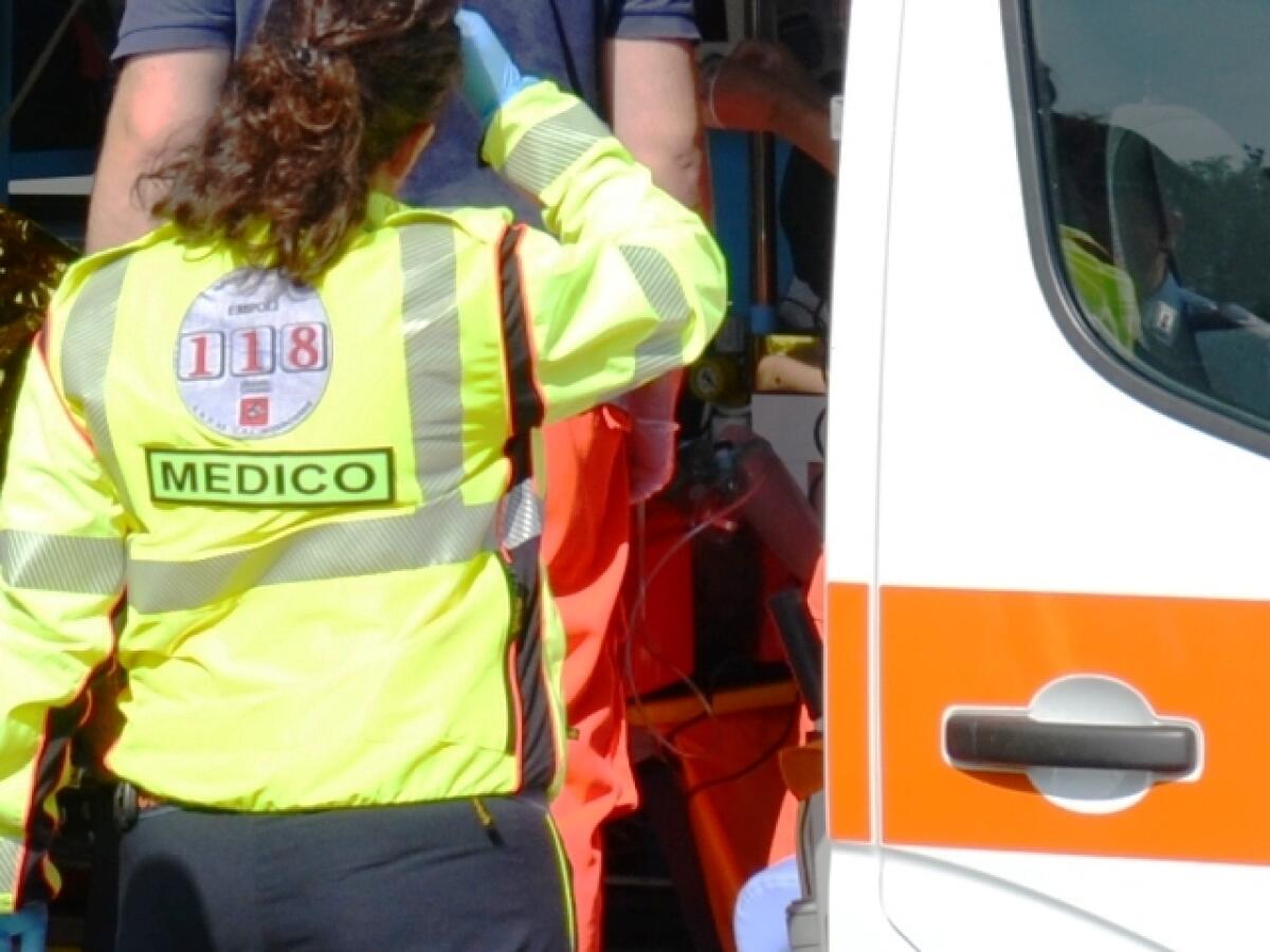 Tragedia a Perrillo: 18enne muore travolto dalla propria auto - 