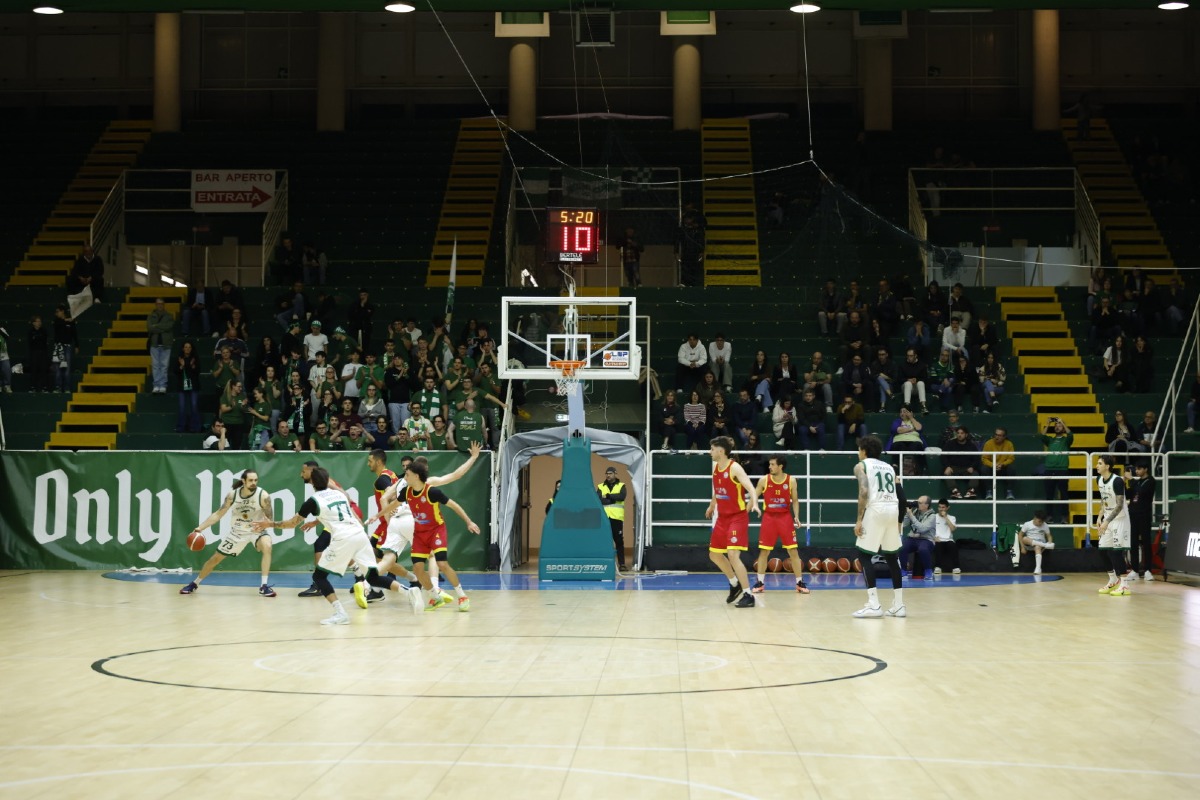 Scandone Avellino, forza e cuore: Messina cade al Pala Del Mauro - 