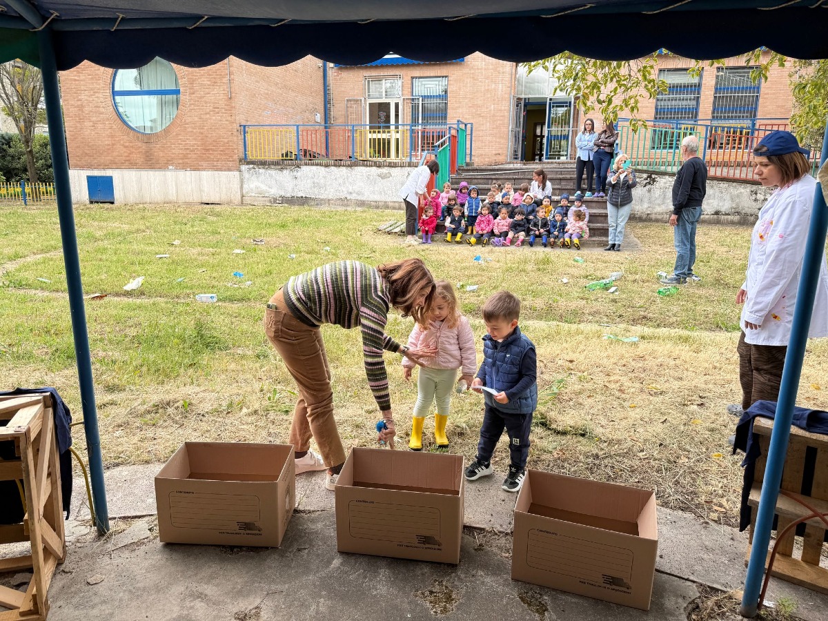 Benevento, la sostenibilità è un gioco: l'ecologia tra i banchi del nido - 