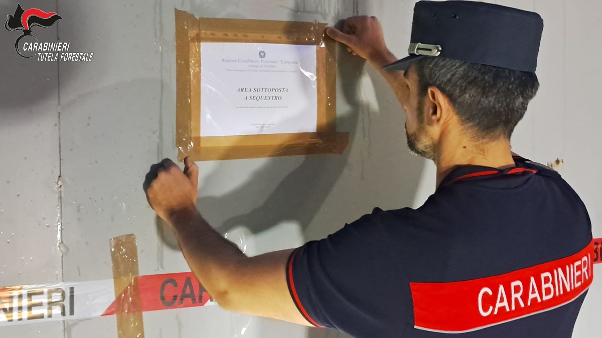Blitz a Montoro: sequestrata industria per inquinamento e illeciti - 