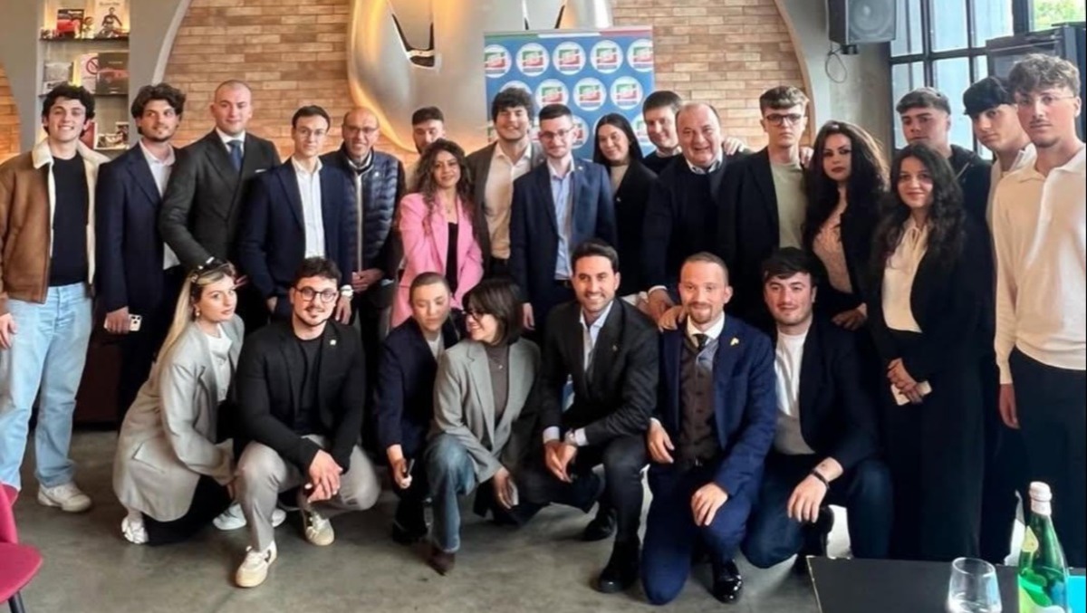 Politica: Forza Italia punta sui giovani nel Sannio - 