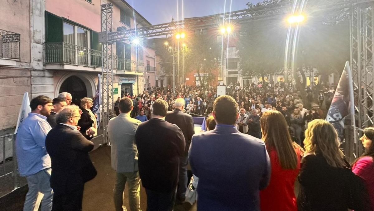 Cervinara, la notte del riscatto: il patto d'amore tra Ragucci e la sua gente - 