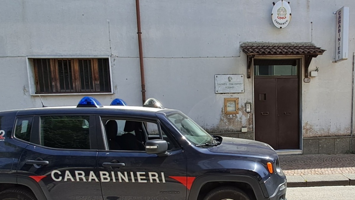 Viola il divieto e aggredisce un parente: arrestata cinquantenne - 