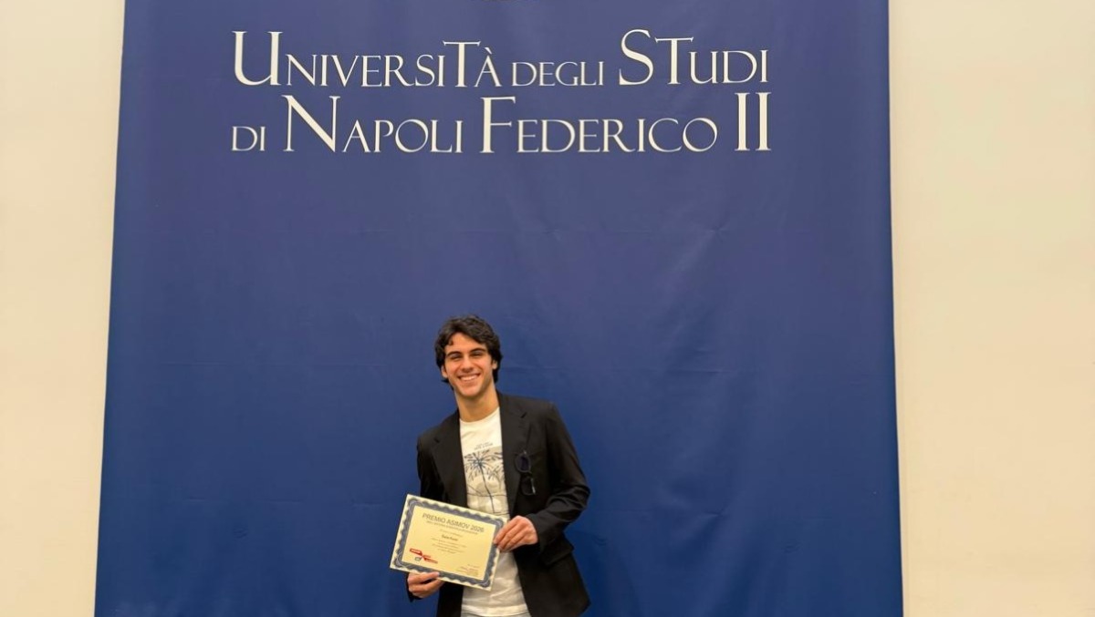 Scienza e talento: il Liceo Lombardi sul podio dell'Asimov con Carlo Fucci - 