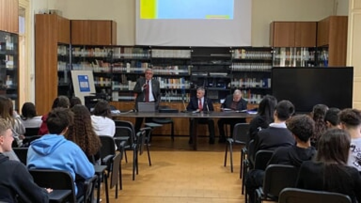 Scuola, i Maestri del Lavoro di Avellino formano oltre 3mila studenti - 