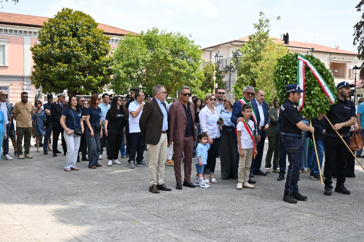 Cervinara si ritrova unita nel segno della Costituzione - 