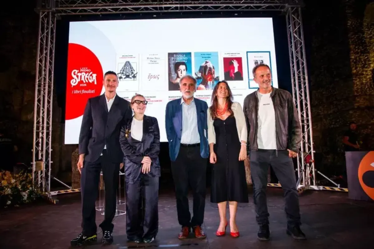 Strega 2026, la carica dei sei: in finale spunta la sorpresa Nucci - 