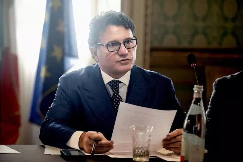 Il "caso Silvestro" scuote il Senato: accuse di violenza e bufera politica - 
