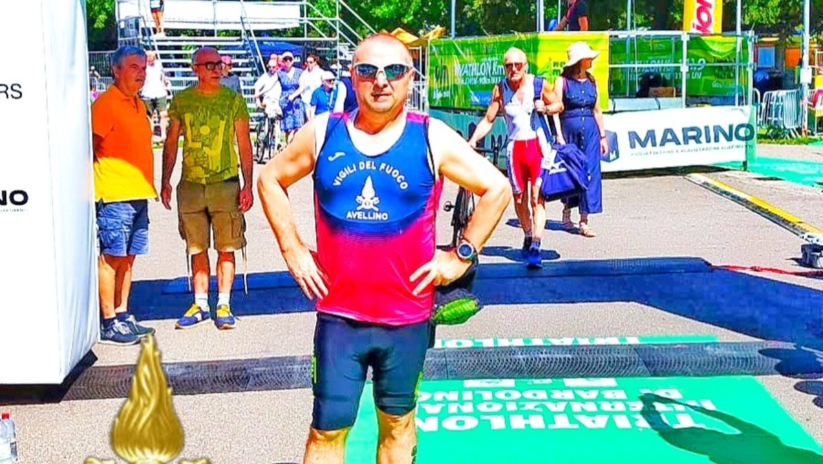 Storica prima volta per i Vigili del Fuoco irpini al Triathlon di Bardolino - 