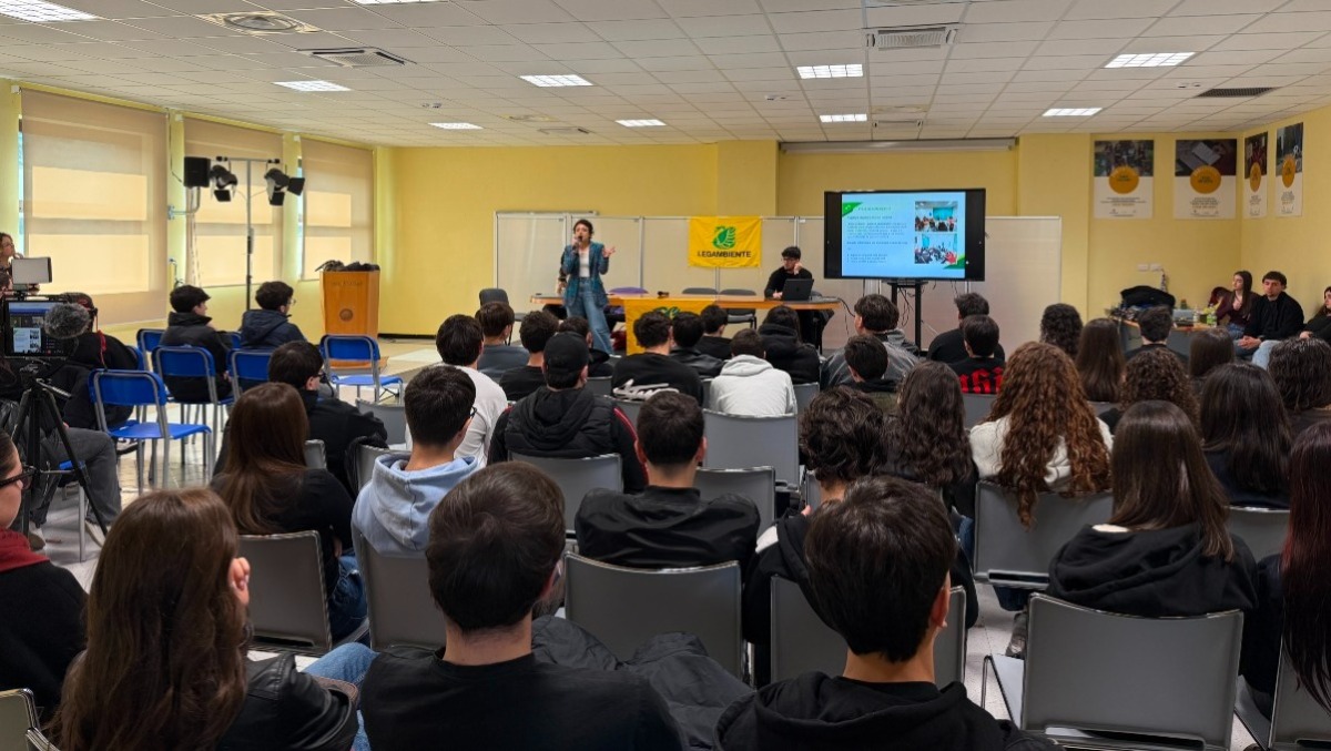 Il futuro è green: al "De' Liguori" si progetta la svolta energetica - 