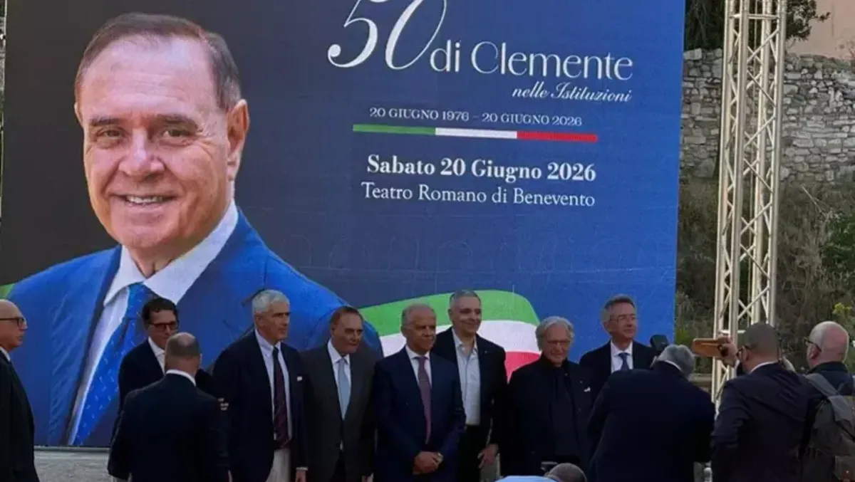 Il segreto di Mastella: "Tutti hanno il mio telefono" - 