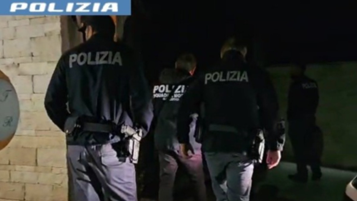 Camorra, colpo al clan Sangermano: arrestato affiliato, deve scontare 9 anni - 