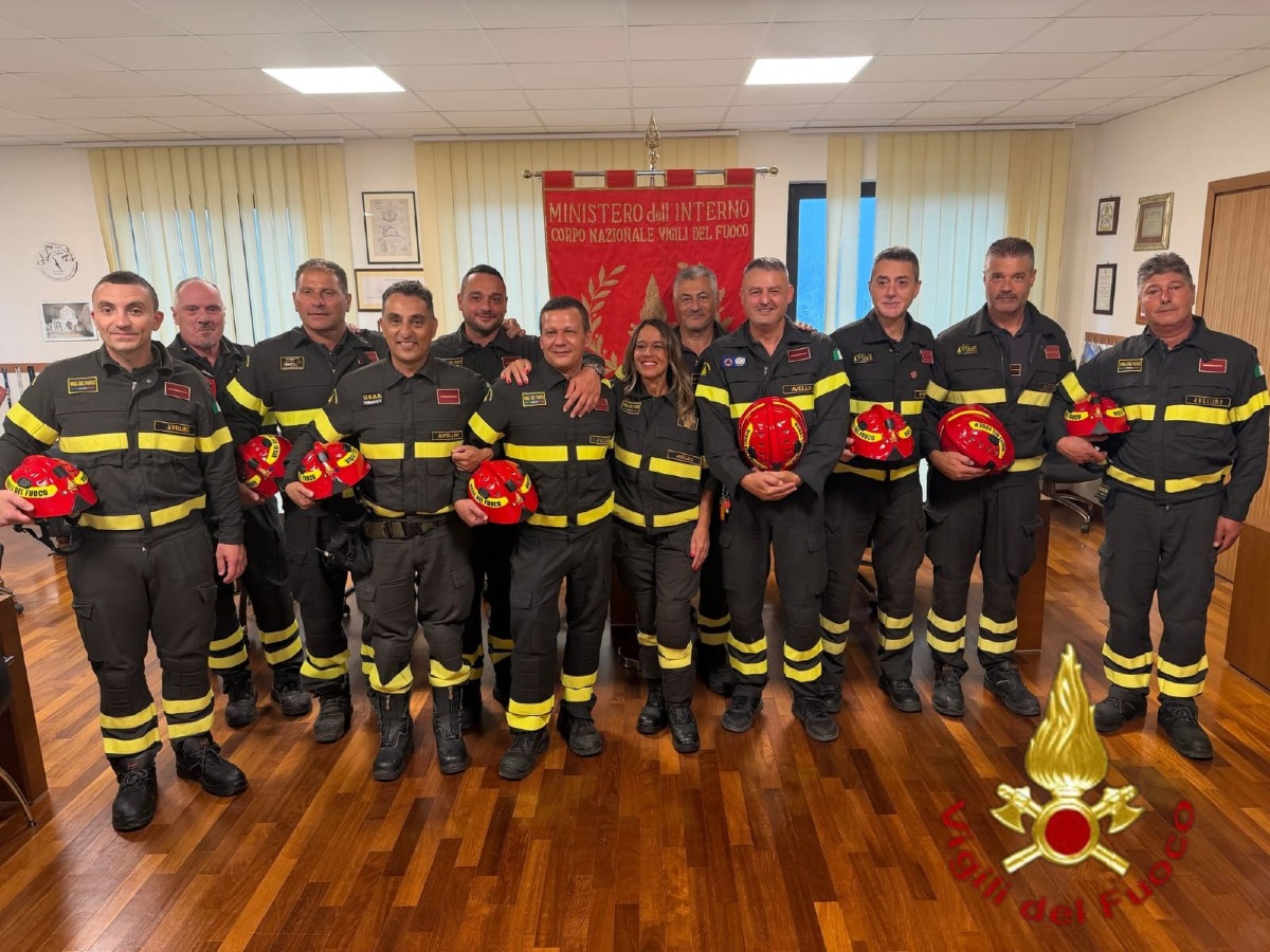 I Vigili del Fuoco di Avellino celebrano i nuovi Capisquadra - 