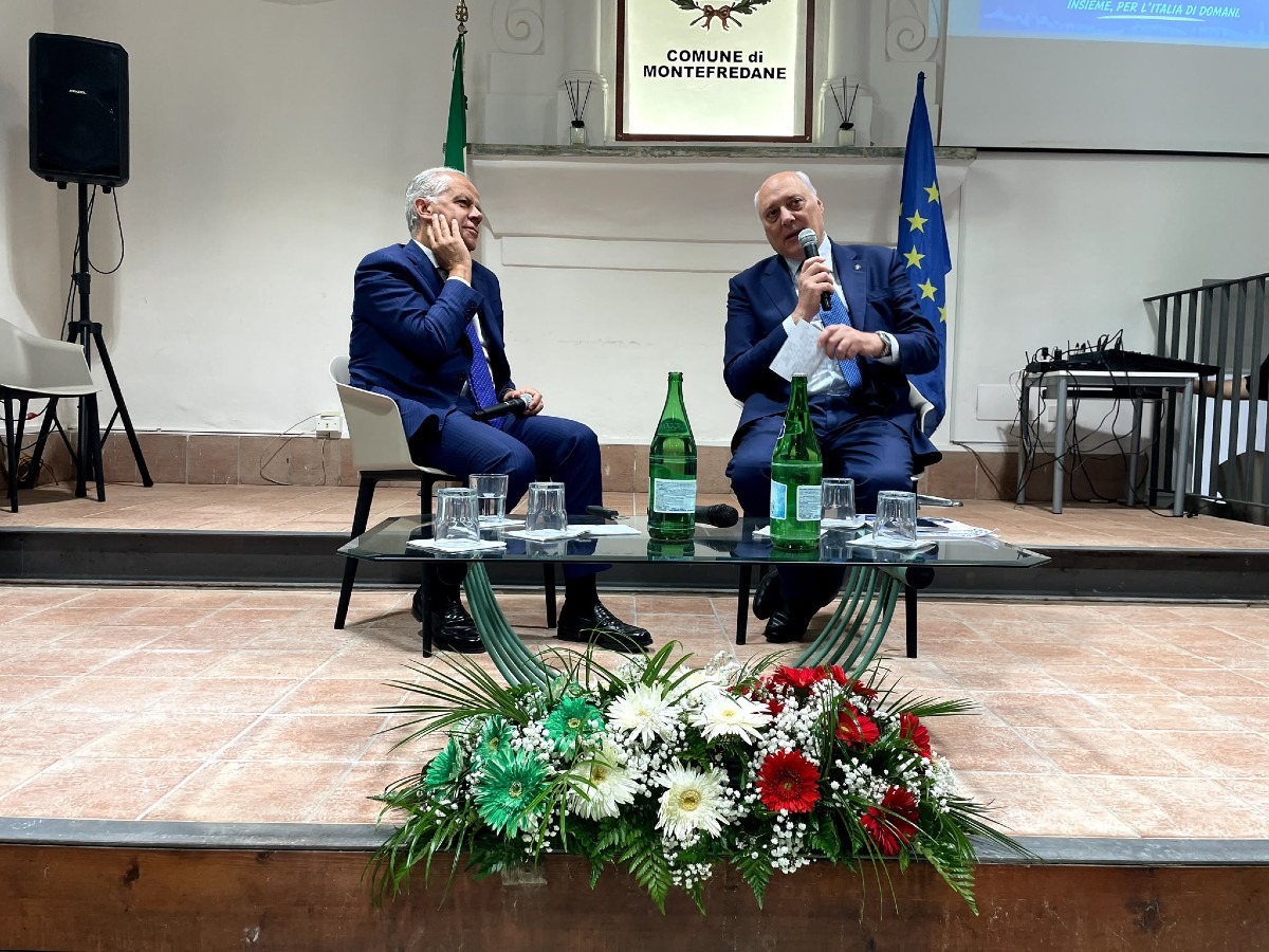 Piantedosi: «Governo forte su sicurezza e riforme. Nuova legge elettorale si farà» - 