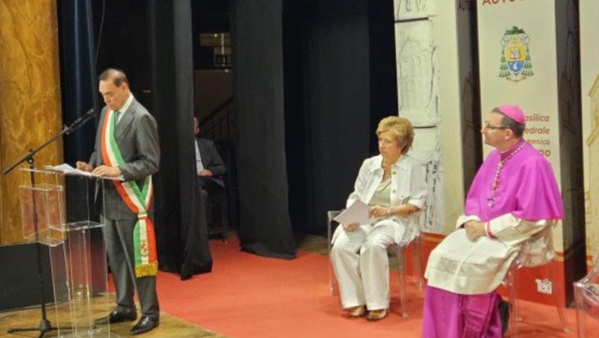 Benevento, Mastella accoglie Autuoro: "Insieme per superare disagio e burocrazia" - 