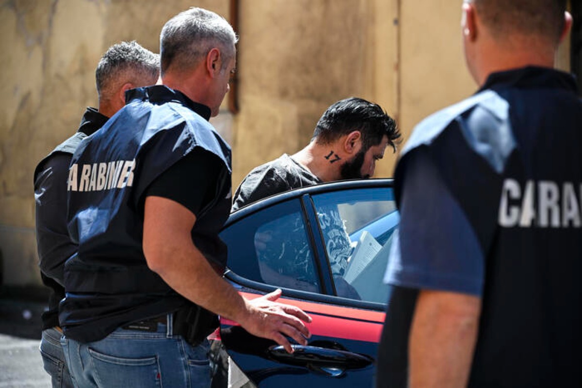 Attentato a Ranucci, uno degli arrestati: "La bomba sono andato a mettere là! Facciamo la storia".  - 