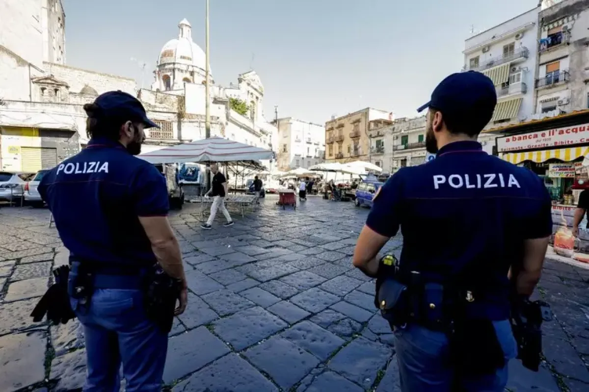 Sangue a Napoli, 32enne ucciso in scooter: la città sprofonda nella paura - 