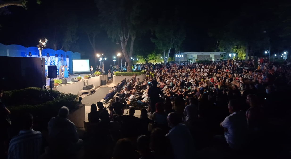 Lele Blade chiude il Telesia for Peoples 2026: musica e solidarietà a Telese - 
