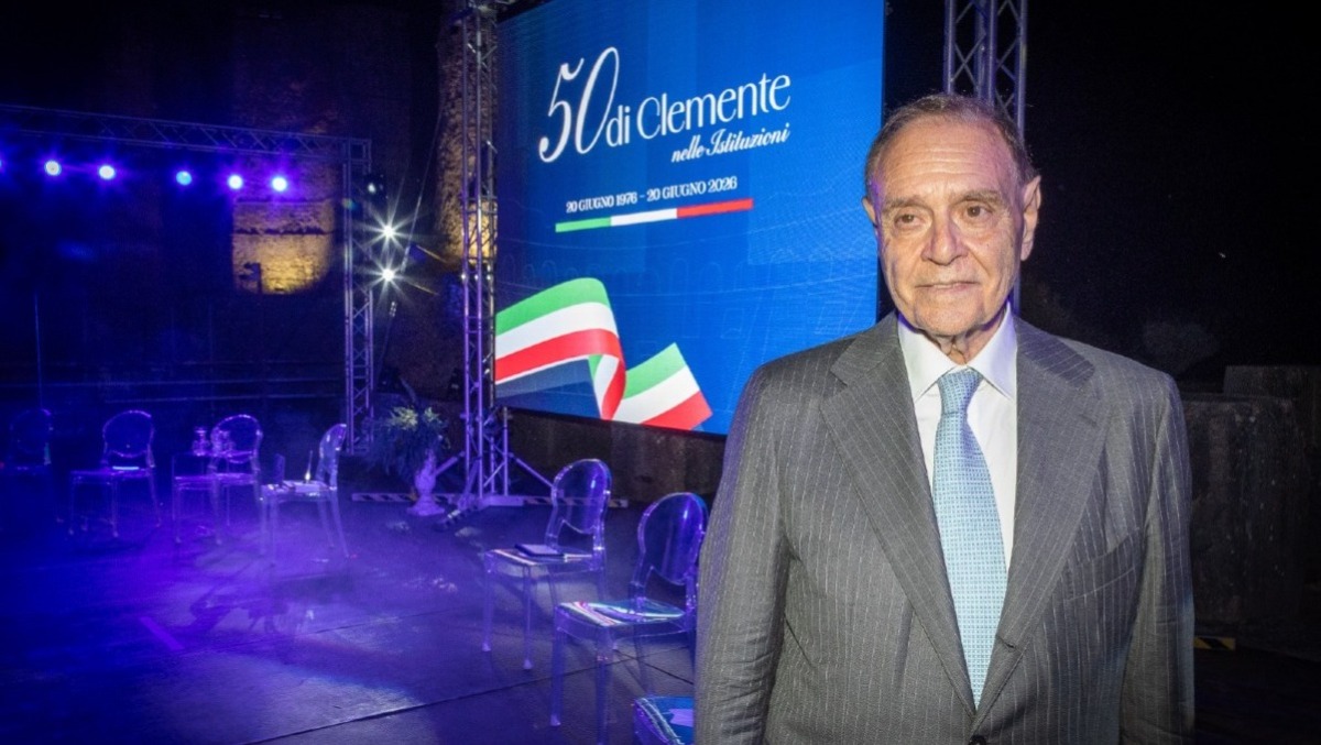 Premio Telesia for Peoples 2026: trionfa l'impegno di Clemente Mastella - 