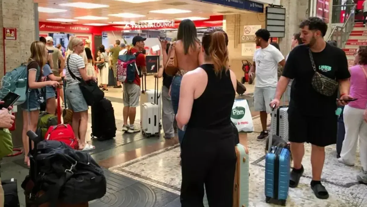 Caos ferrovia al Sud: linee bloccate tra Campania, Calabria e Puglia - 