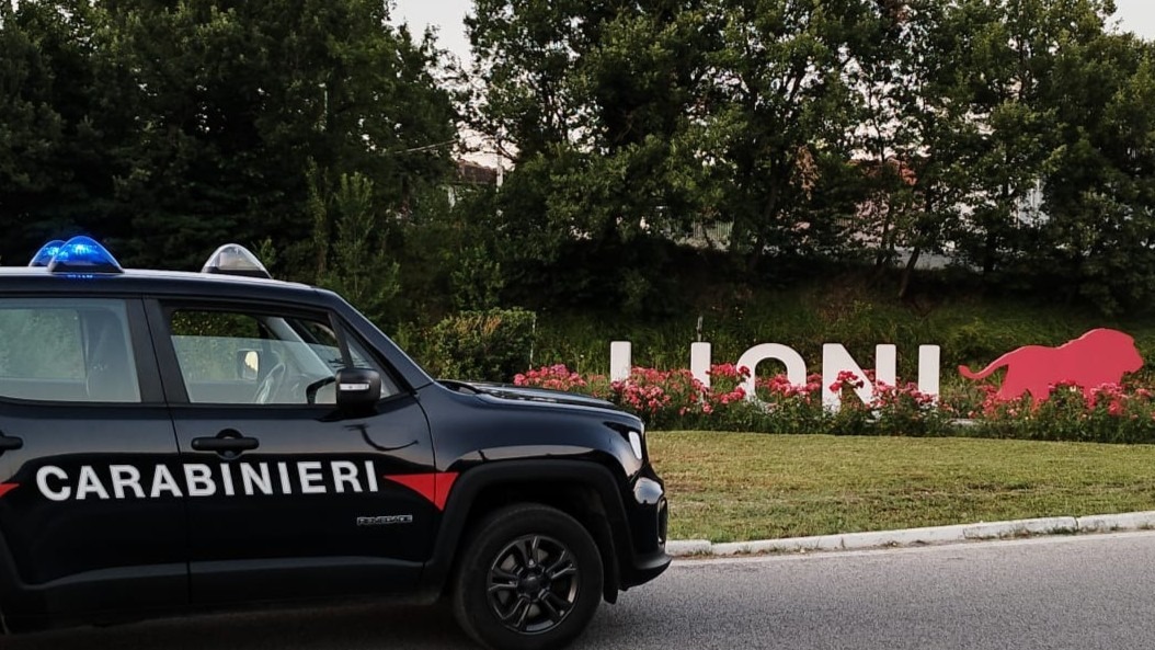 Irpinia, truffa del "finto nipote" sventata: due arresti e bottino recuperato - 