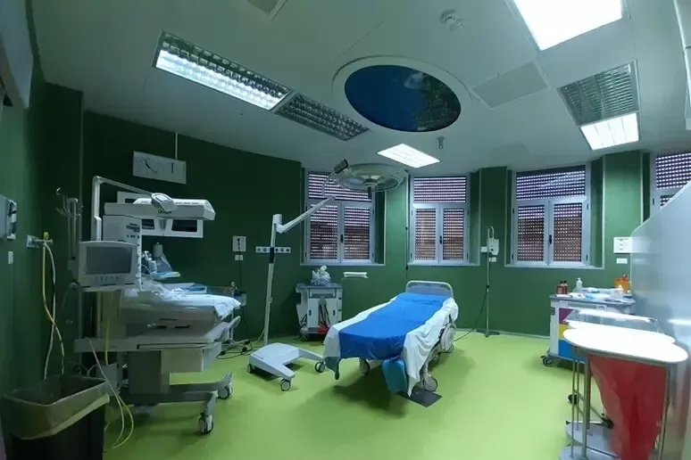 Dramma al parto nel Napoletano: risarcimento milionario per negligenza medica - 