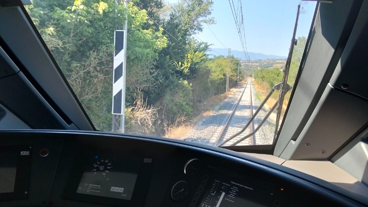 Il treno partito da Benevento Appia e fermatosi a Cervinara doveva salvare la scadenza perentoria del PNRR. - 