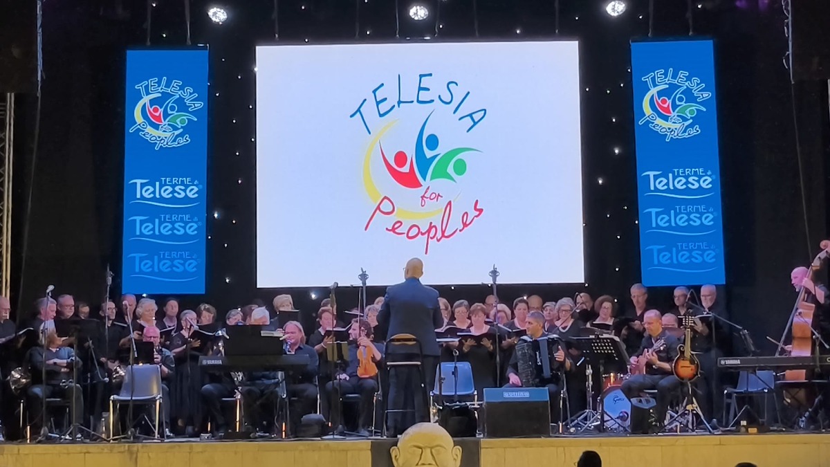 Note di solidarietà e applausi a Telesia for Peoples - 