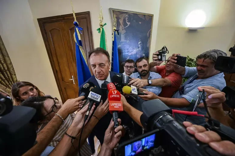 Eav, Diamantini alla guida: Fico chiede rilancio della Circumvesuviana, silenzio sulla Caudina - 