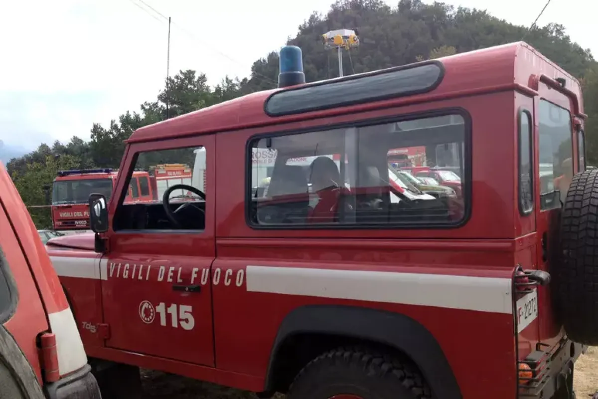 Giallo a Eboli: trovato un corpo carbonizzato tra le fiamme - 