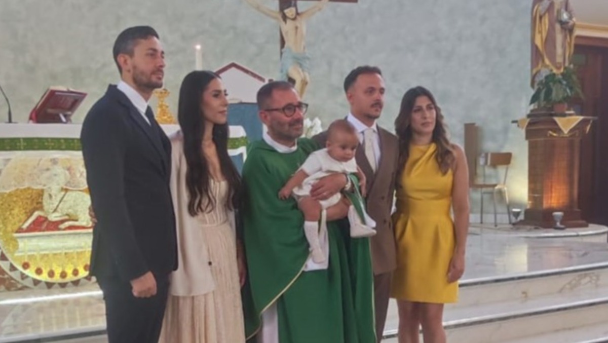 Cervinara: il piccolo Gabriel Gigante ha ricevuto il Santo Battesimo - 