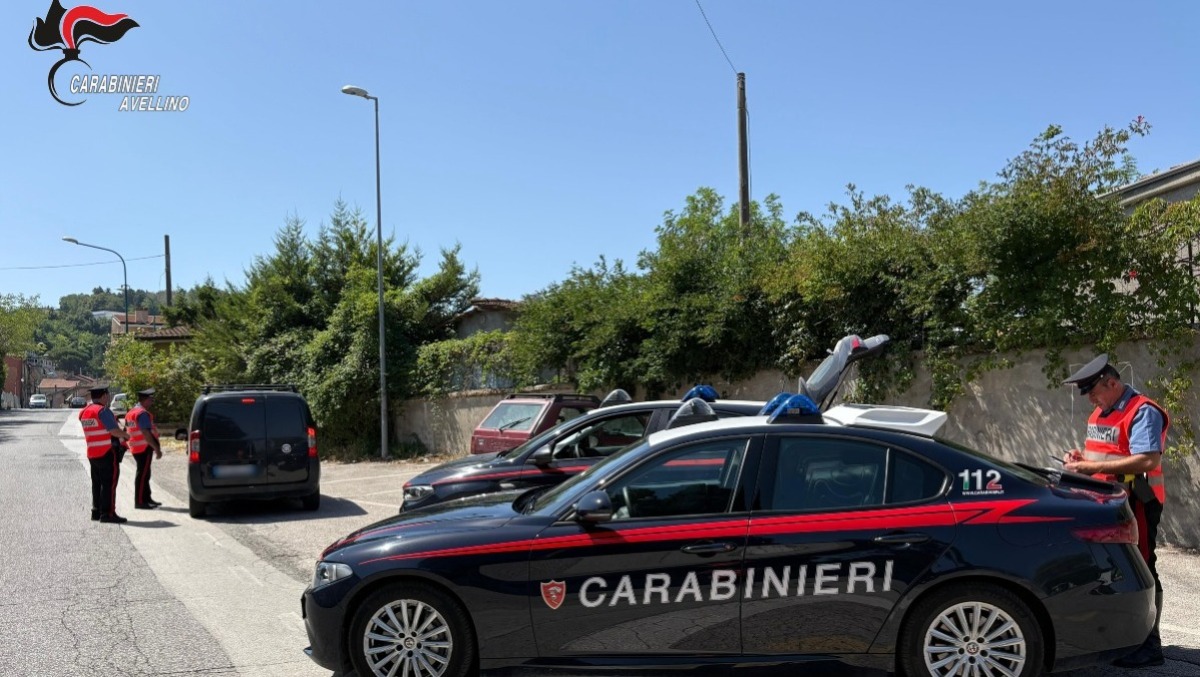 Controlli dei Carabinieri nell’Arianese: denunciati guidatori ubriachi e spacciatori - 