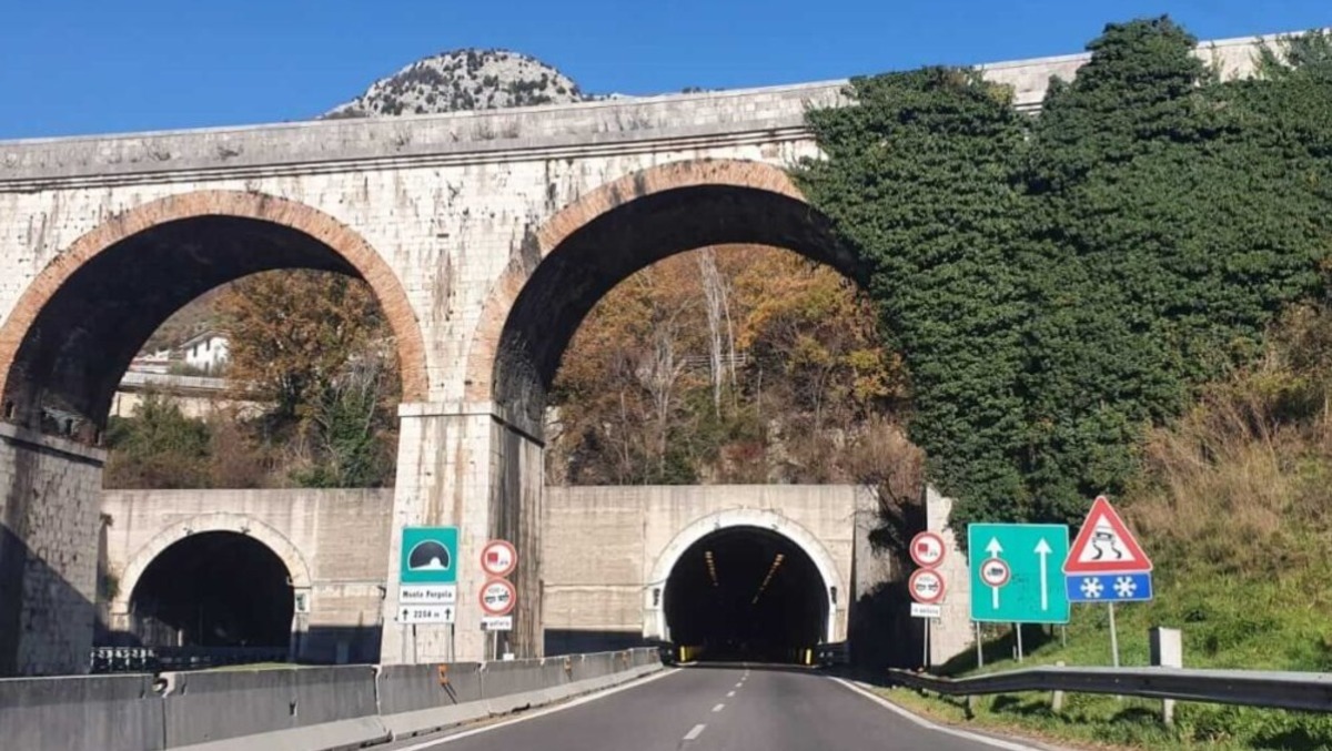 Infrastrutture: riapre la canna Sud della galleria Monte Pergola - 