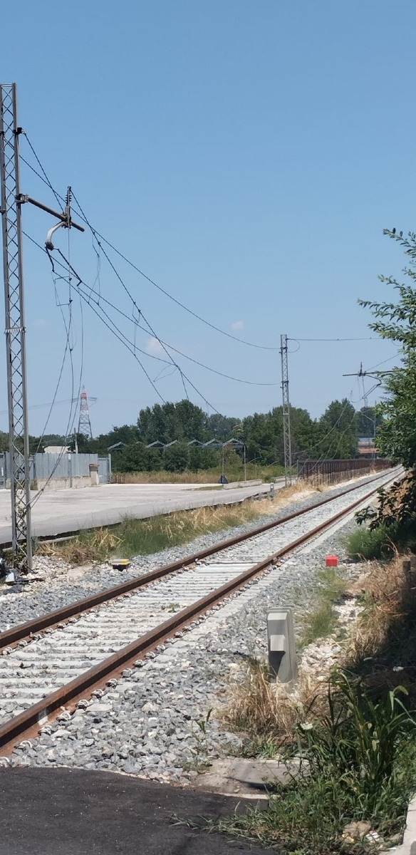 Linea Elettrica Ferrovia