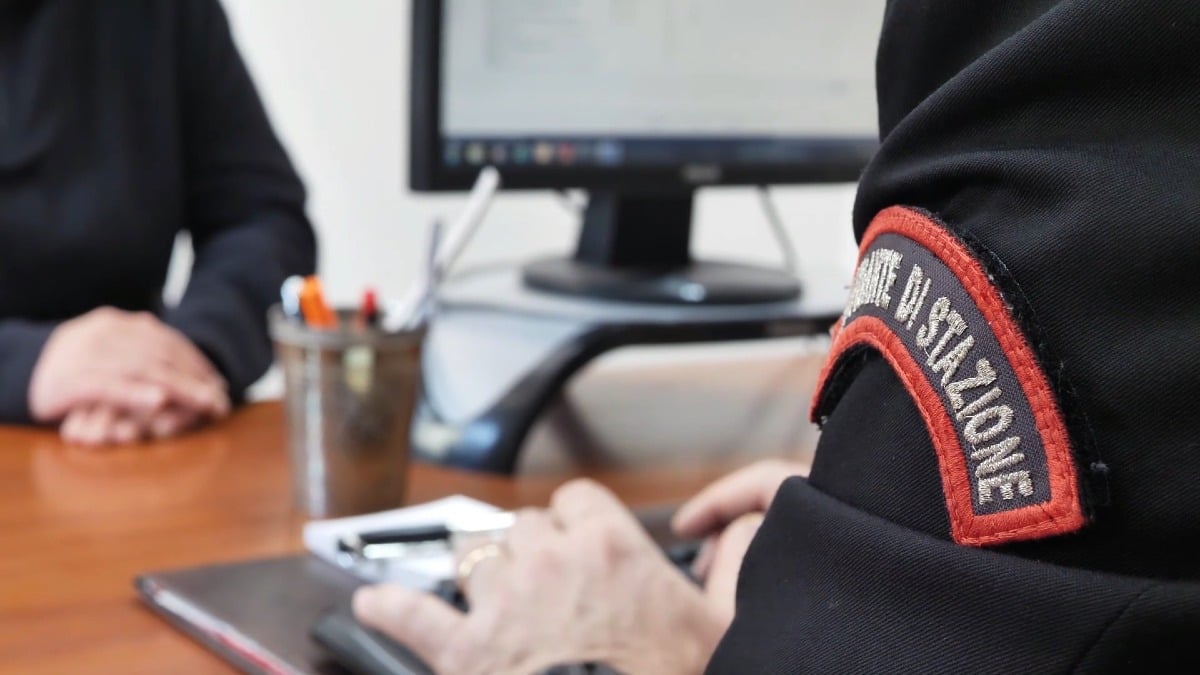 Montoro, falsa offerta online: 44enne nei guai per truffa - 